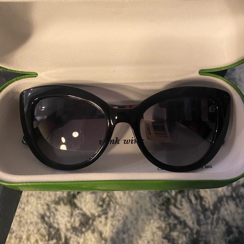 Kate Spade Cat Eye Sunglasses new with tag never worn